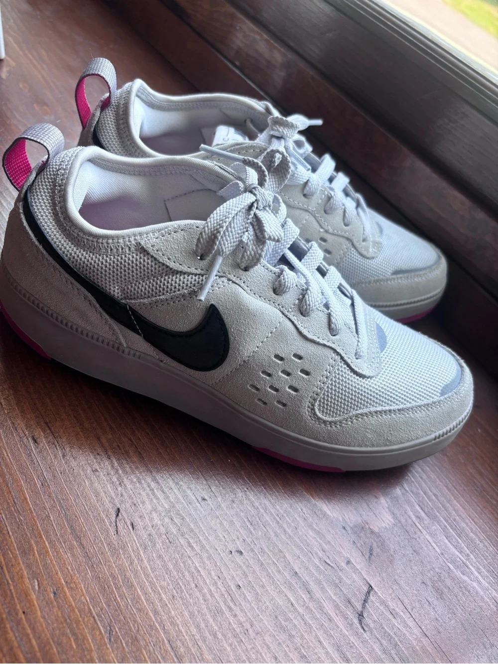 Nike Kids Light Gray and White Lace-Up Sneakers